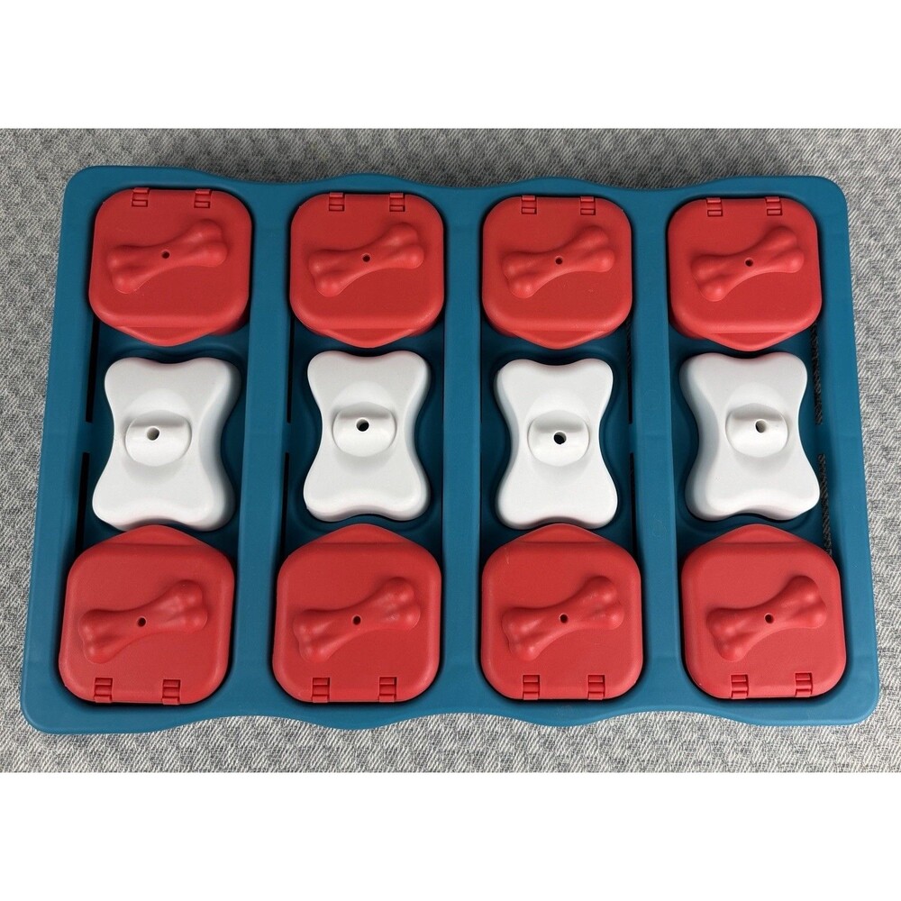 Outward Hound Dog Treat Dispenser Puzzle Toy Nina Ottosson BPA Free Easy Clean